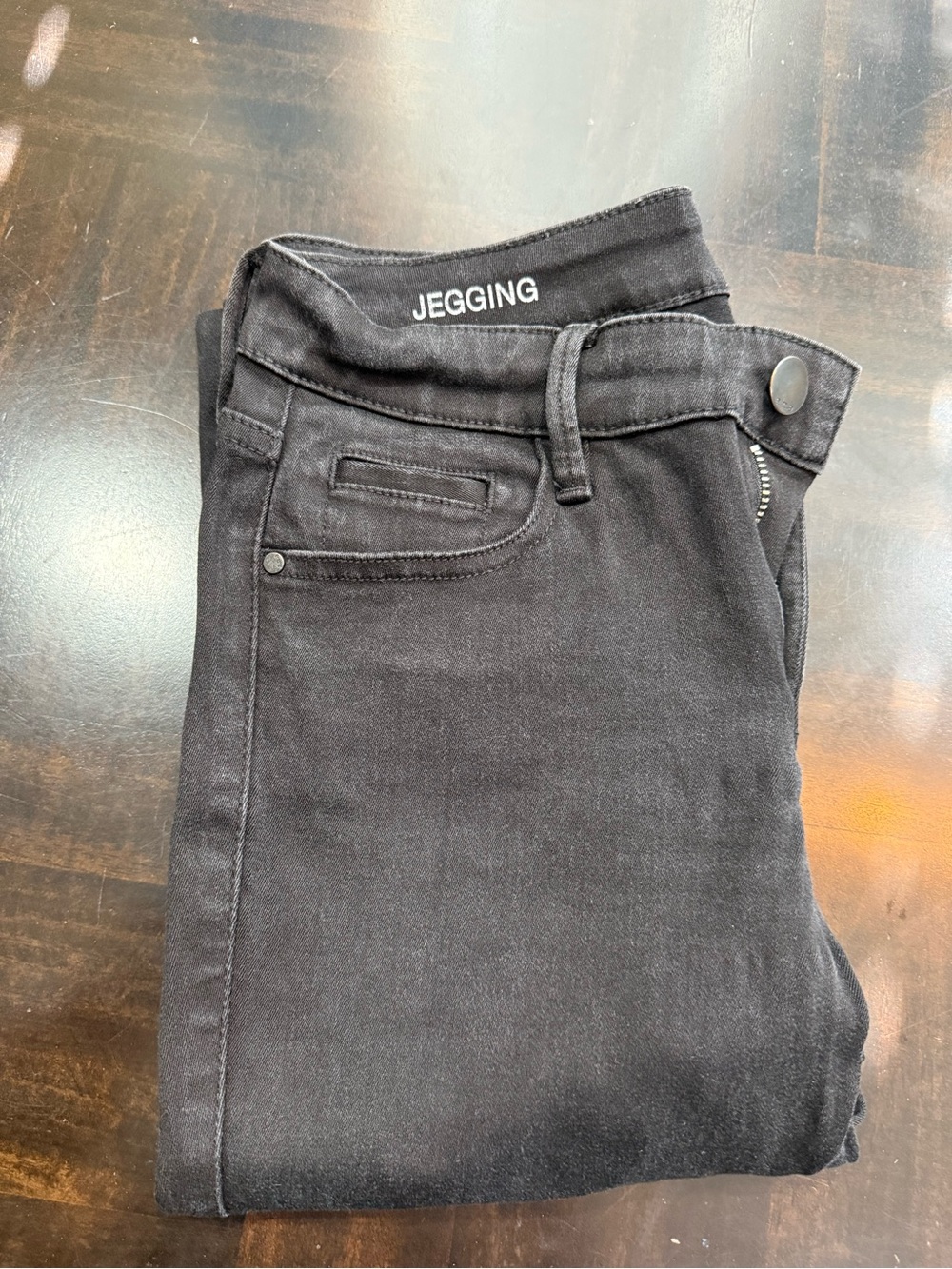 Black Women’s Jegging Jeans - Comfortable Stretch Denim Size 26/2
